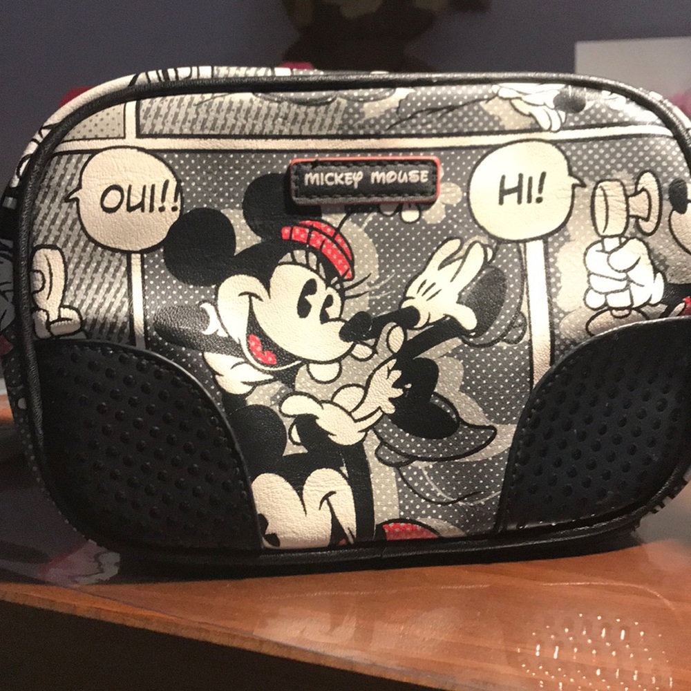 NWT Disney Minnie and Mickey Mouse Segue Bag